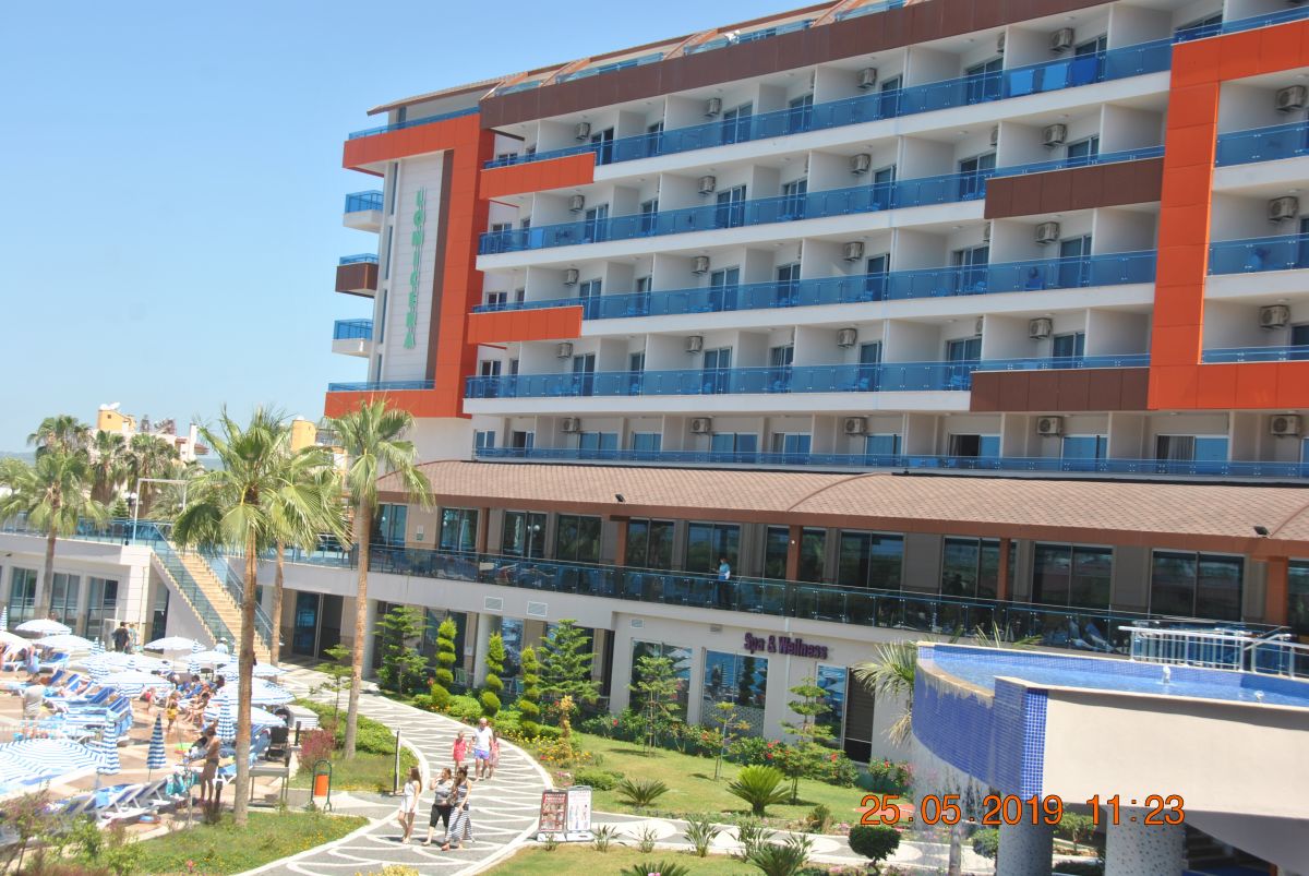 imagini hotel LONICERA RESORT